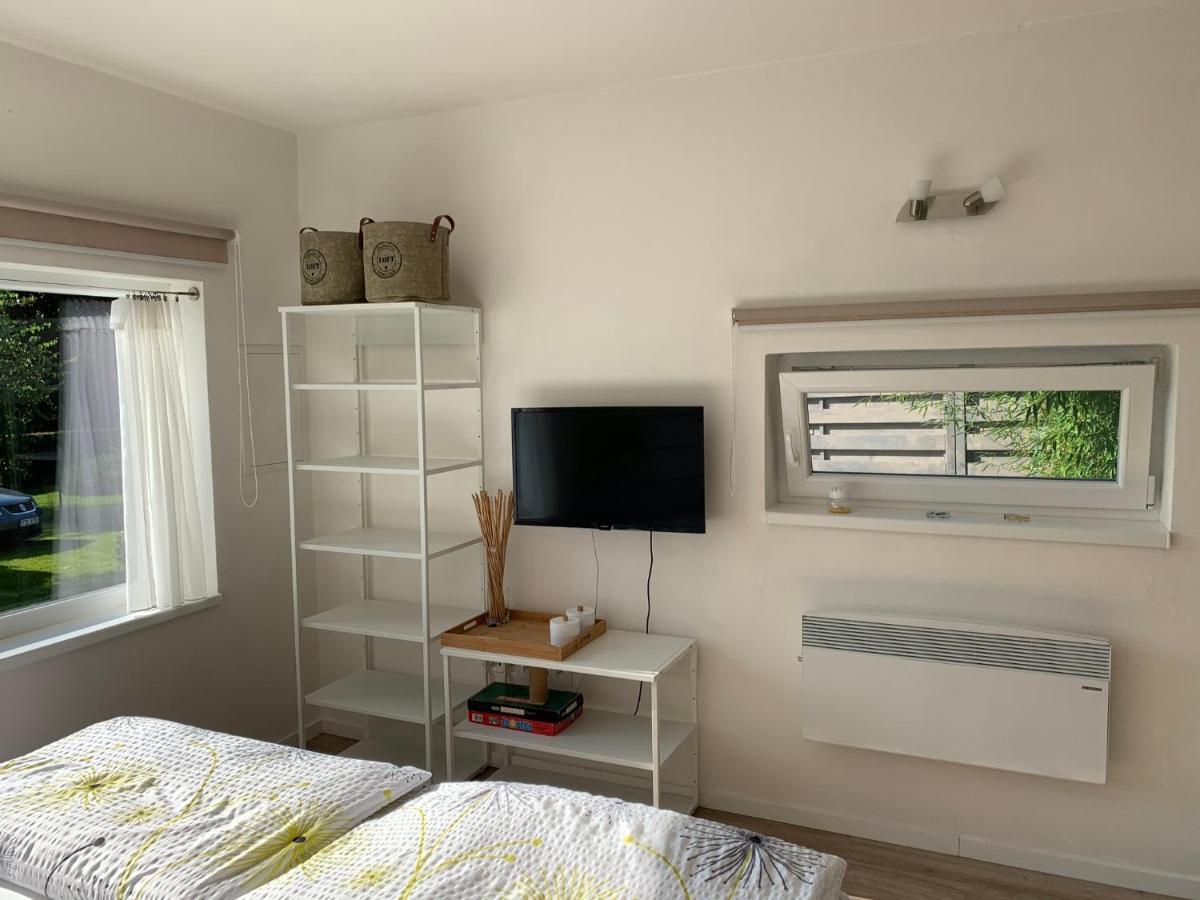 Studiovy Apartman V Zahrade Police nad Metují 外观 照片